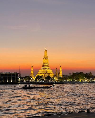 Sunset with Wat Arun in the Background
